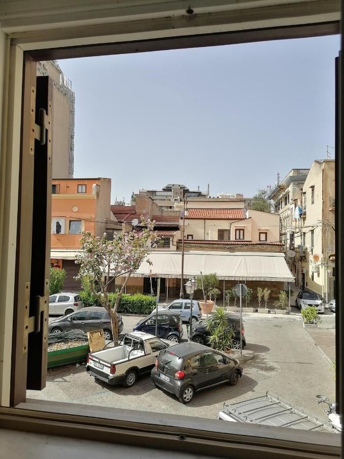 מלון פלרמו A Due Passi Appartament מראה חיצוני תמונה
