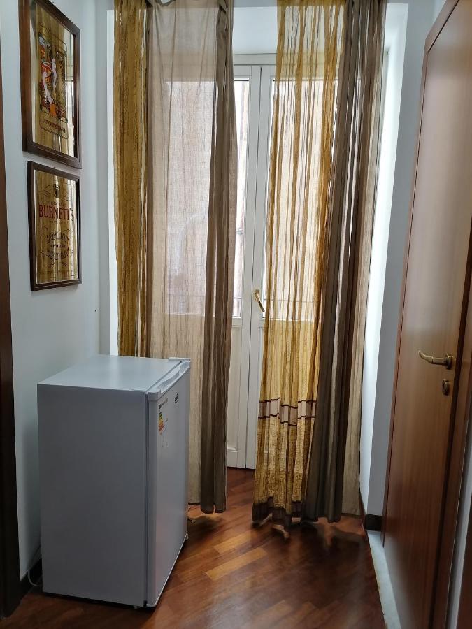 מלון פלרמו A Due Passi Appartament מראה חיצוני תמונה